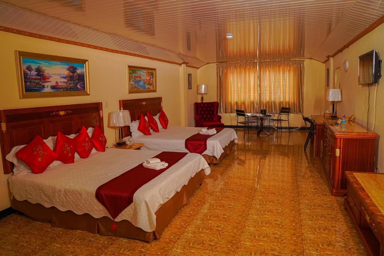 Metro Hotel Couva Экстерьер фото