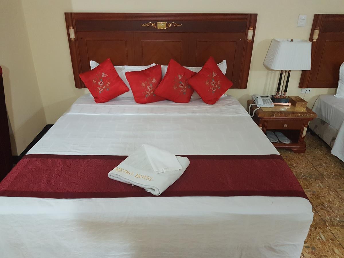 Metro Hotel Couva Экстерьер фото