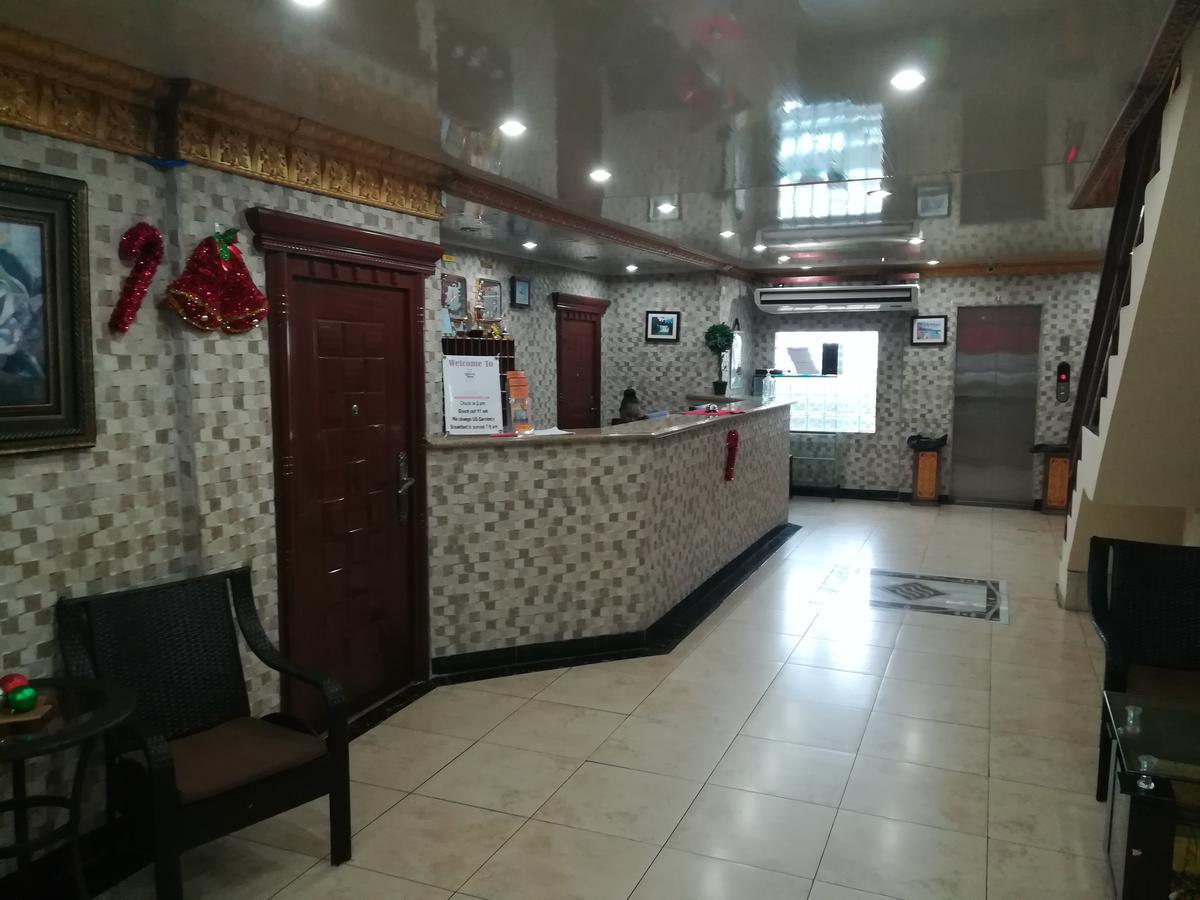 Metro Hotel Couva Экстерьер фото
